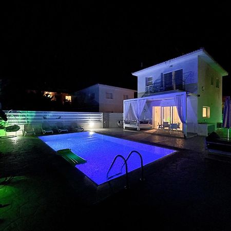 VILLA KOLIBRI cd1 MYTHICAL SANDS RESORT Paralimni Exterior foto