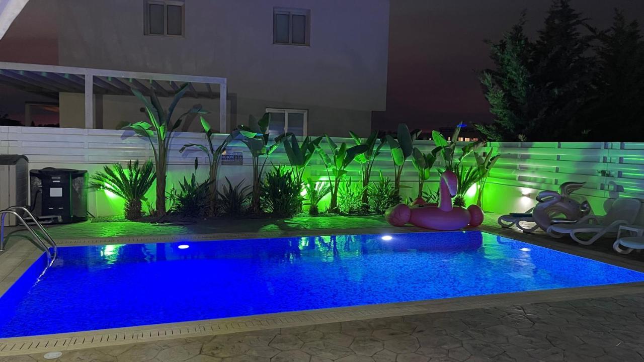 VILLA KOLIBRI cd1 MYTHICAL SANDS RESORT Paralimni Exterior foto